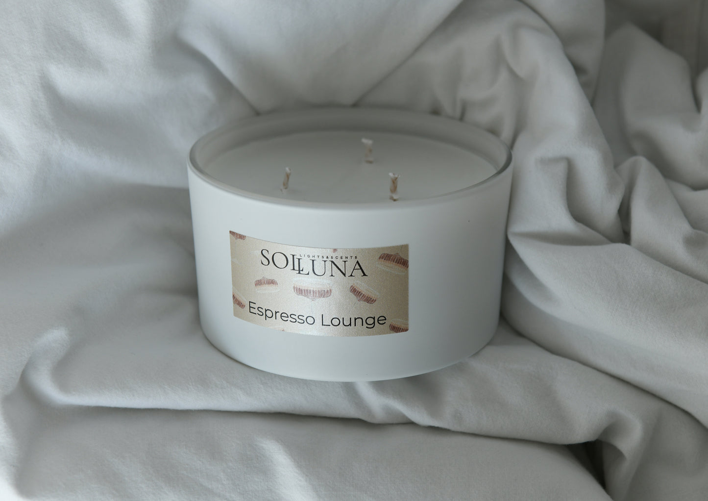 3-Wick Candle Espresso Lounge