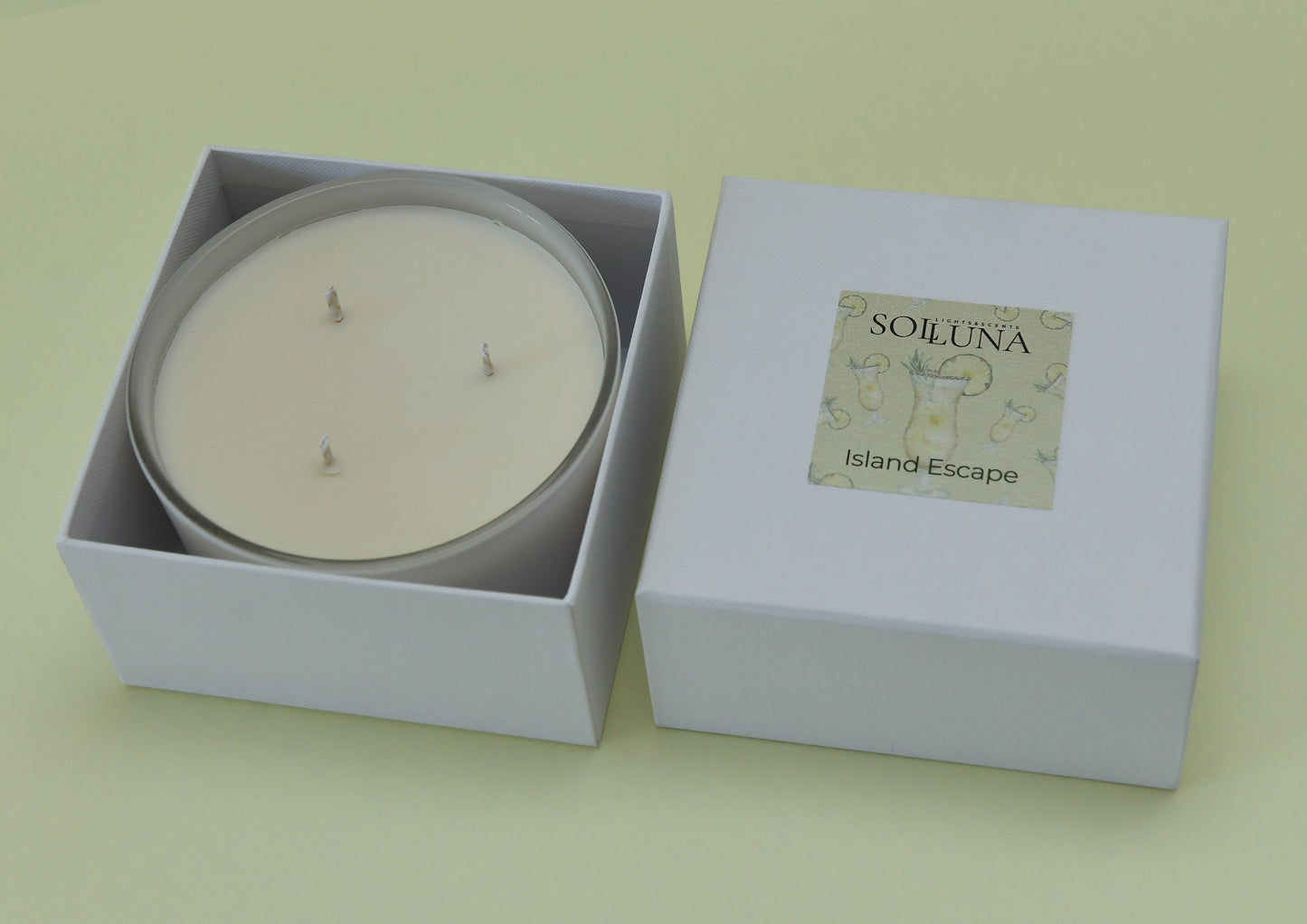 3-Wick Candle Island Escape
