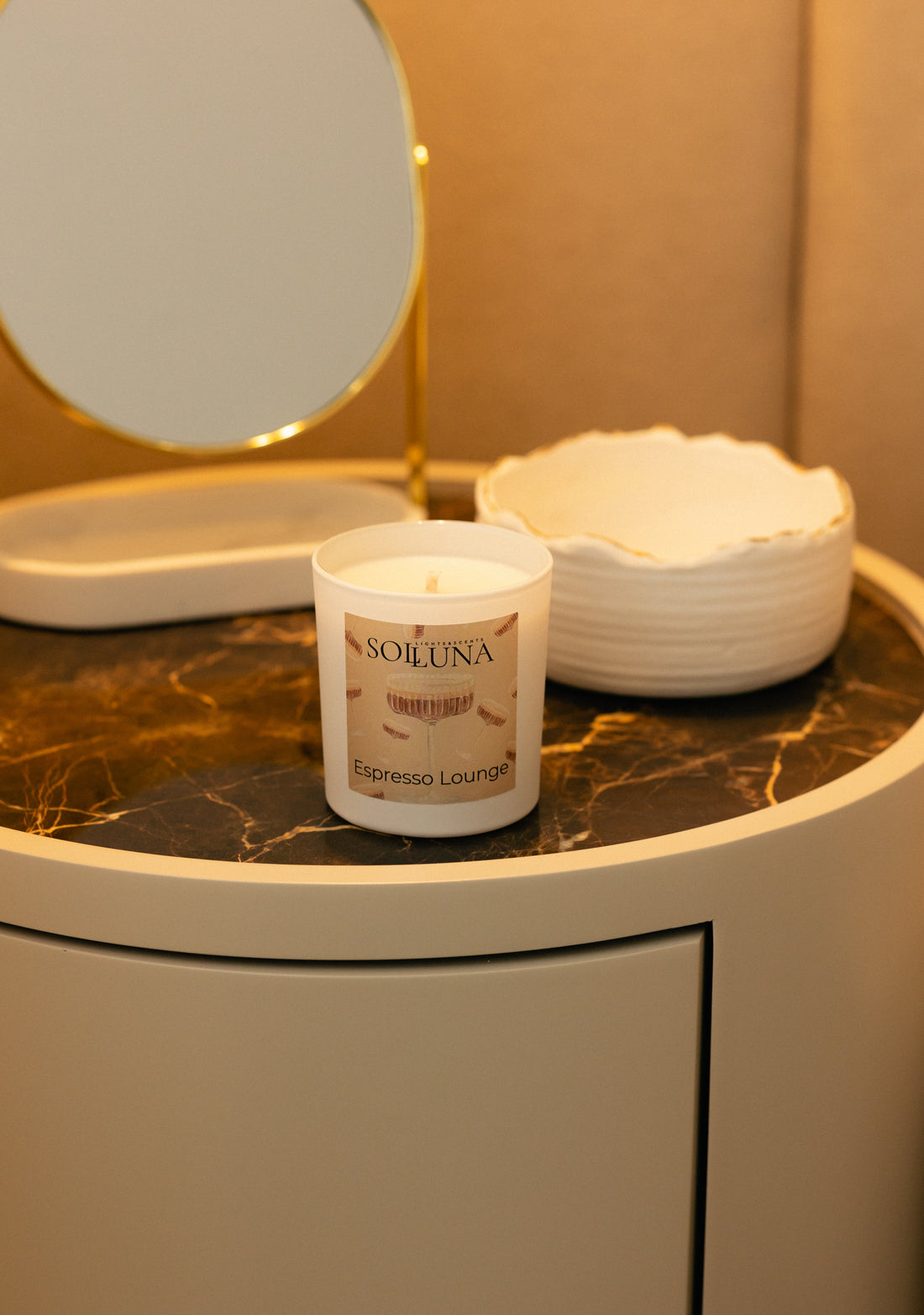 How to choose the right scented candle for each room