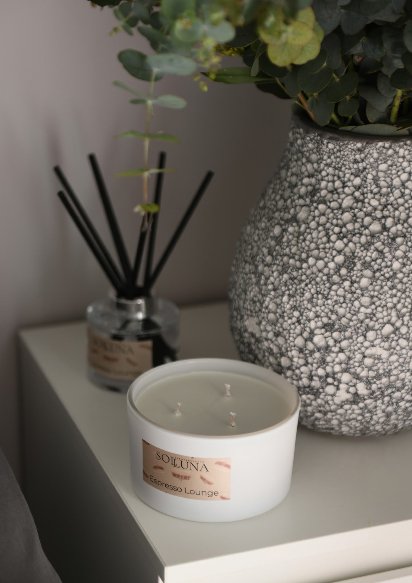 3-Wick Candle Espresso Lounge